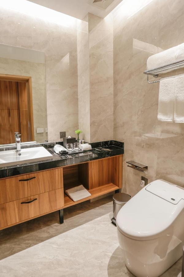 Hotel Casiana & Events Center Tagaytay Managed By Hii Tagaytay City Zewnętrze zdjęcie