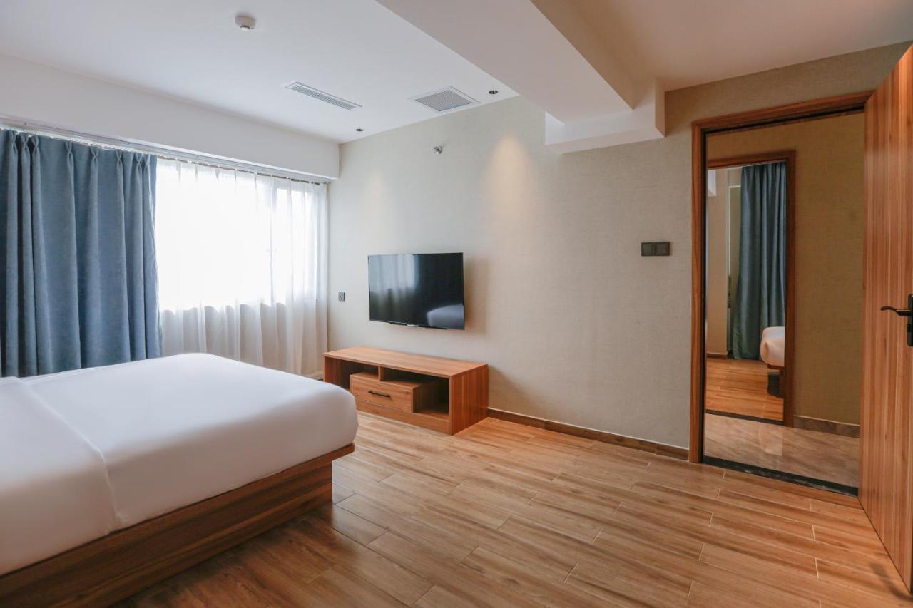 Hotel Casiana & Events Center Tagaytay Managed By Hii Tagaytay City Zewnętrze zdjęcie