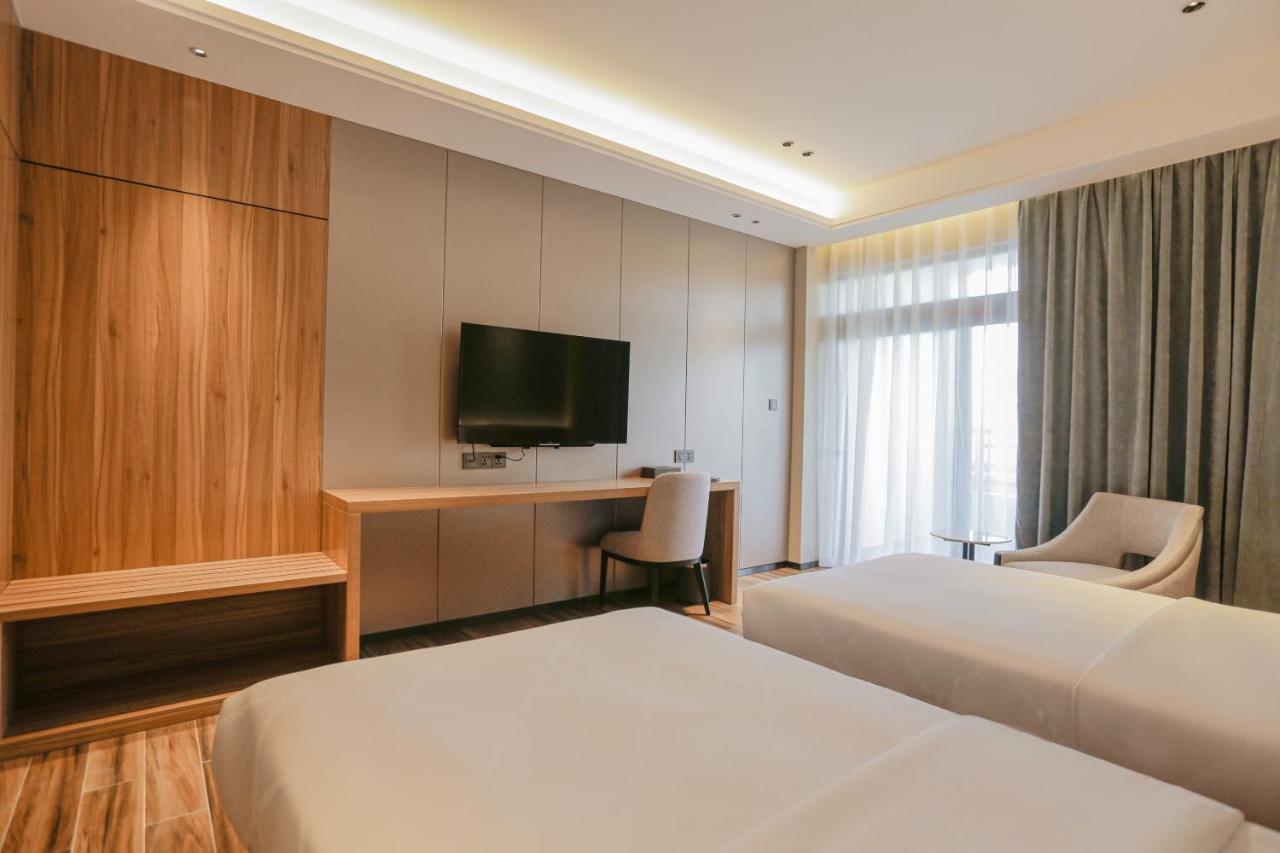 Hotel Casiana & Events Center Tagaytay Managed By Hii Tagaytay City Zewnętrze zdjęcie